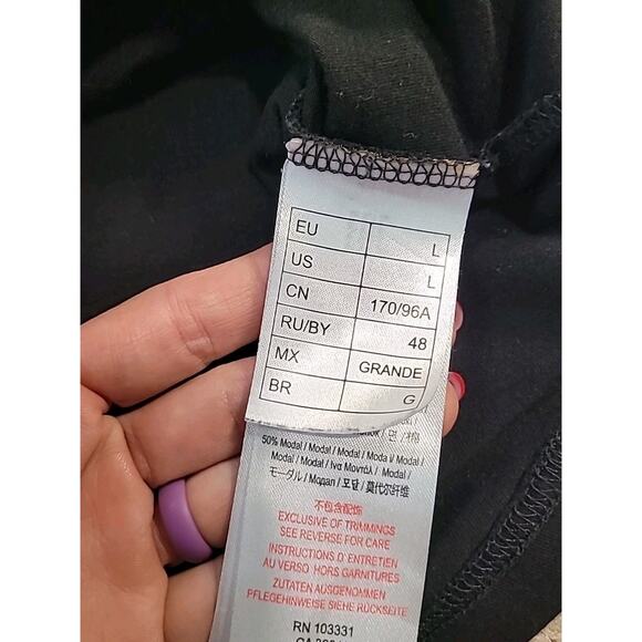 BMW Women’s Black Logo Tee Size Large • Luxury Auto Motorsport T-Shirt EUC - Picture 7 of 9